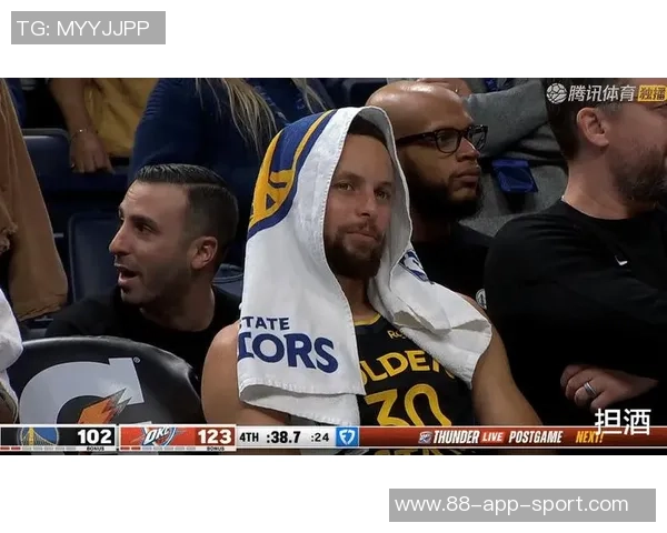 勇士半场领先太阳19分穆迪库里合力发威布克独撑球队 勇士半场领先太阳19分穆迪库里合力发威布克独撑球队